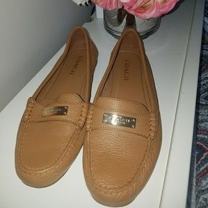 Coach flats